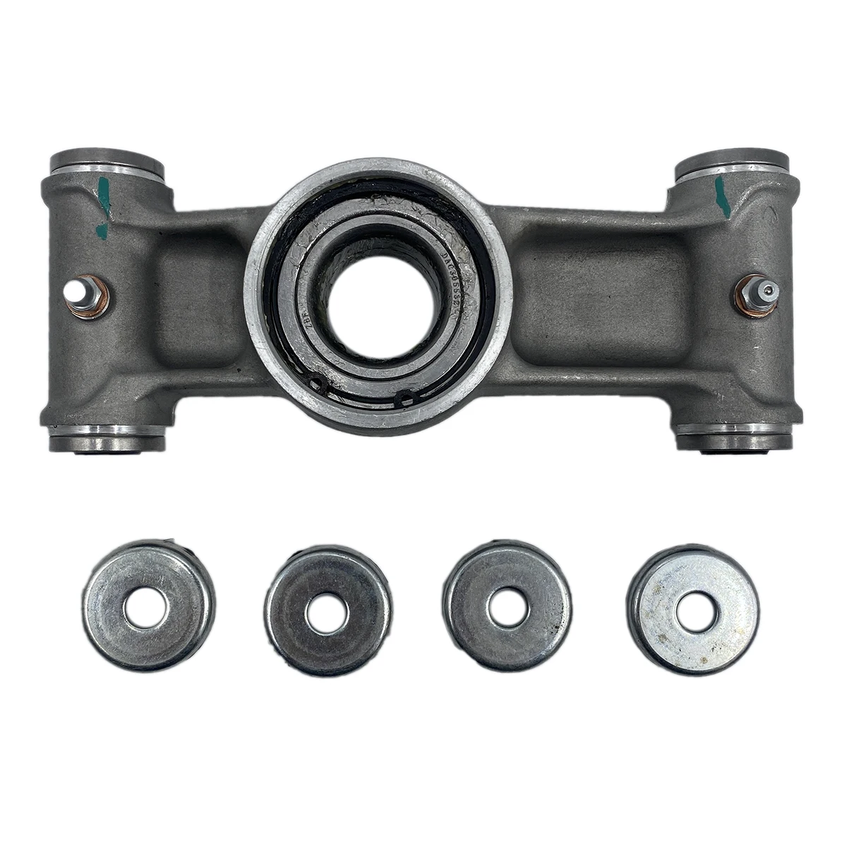 Conjunto de nudillo trasero, conjunto de soporte de cojinete trasero para CFmoto 500cc ATV Quad Parts CF400 CF500 CF600 CF800 9010-0600A0