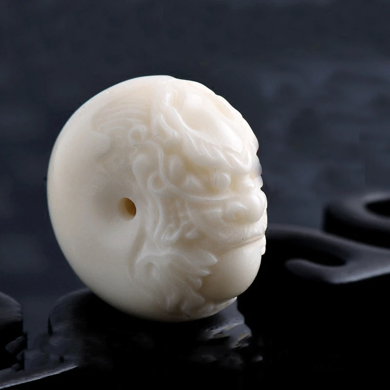 

Natural Ivory Fruit Hand-carved Dragon Head Bagel Pendant Fashion Boutique Jewelry That Female Donuts Necklace Gift Accessories