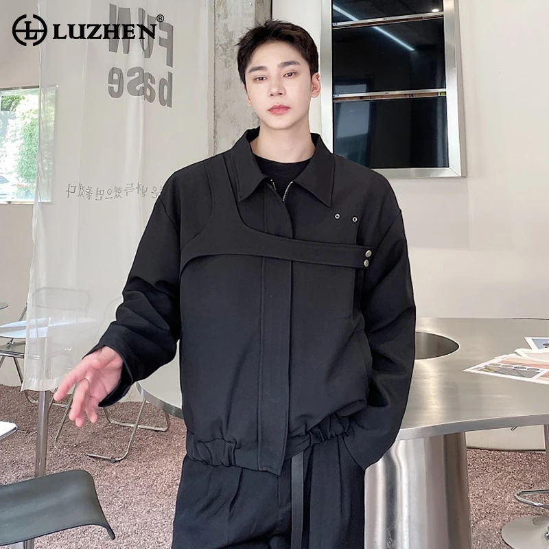 

Мужская куртка LUZHEN в корейском стиле с ленточными вставками и уникальным дизайном, однотонная, весна 2026, модная повседневная мужская верхняя одежда JY6242
