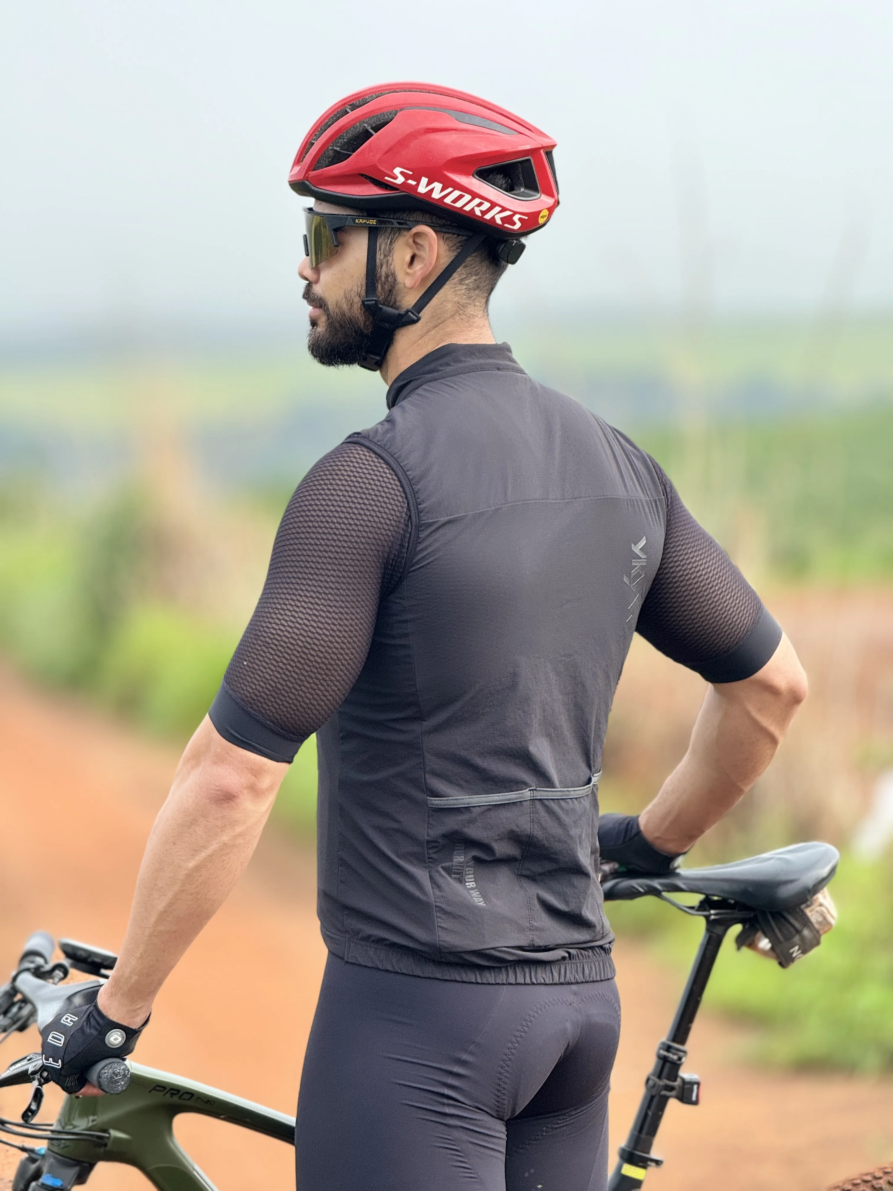 YKYW Fahrradweste Winter Wasserdicht Fleece-Gefüttert Rückseitiger Anti-Rutsch-Greifer Thermisch Winddicht Feuchtigkeitsableitend 4 Taschen 7 Farben – Detail 9
