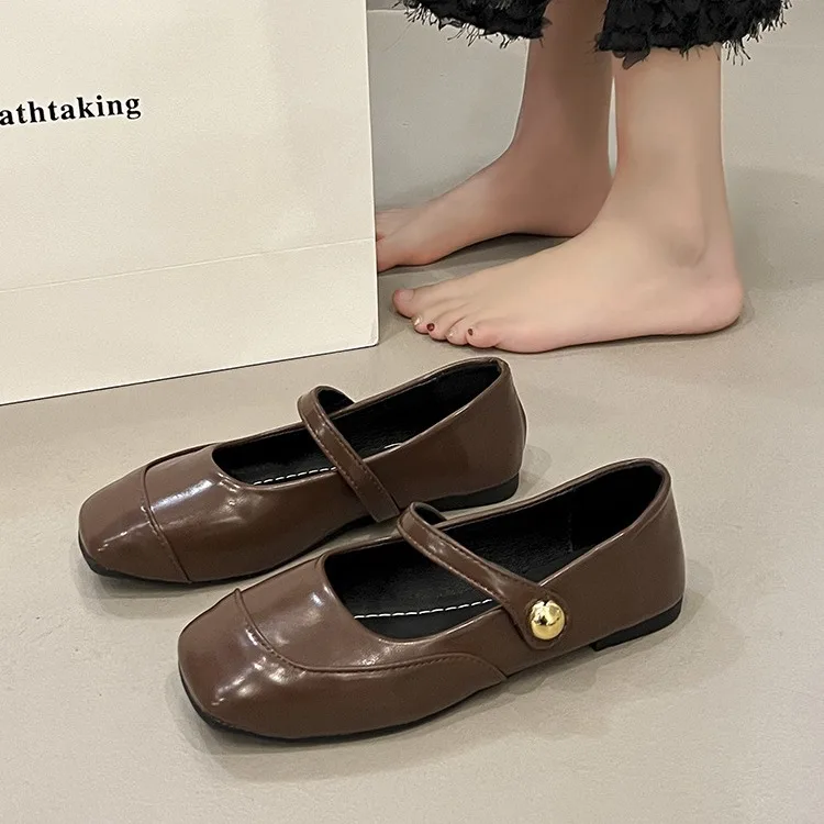 

Одиночная обувь, женственная темпераментная новая весенне-осенняя коричневая женская обувь Мэри Джейн на плоской подошве, женская обувь феи с квадратной головкой
