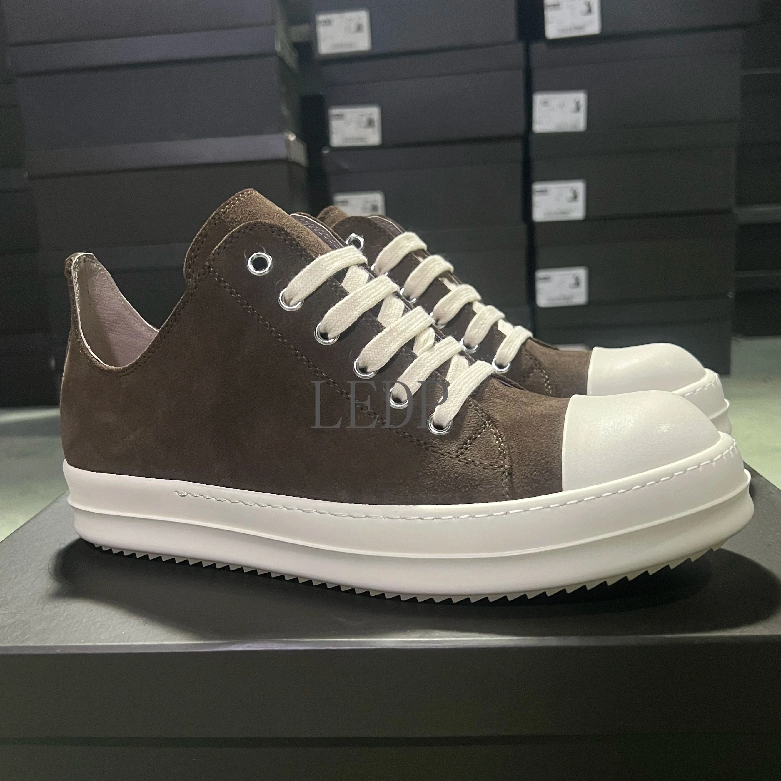 

Brand Luxury Designer Shoes Retro Brown Suede Lace-Up Quality Real Leather Casual Shoe Men Genuine Leather Sports Sneakers Women