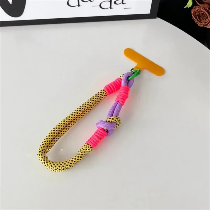 Śliczna smycz do telefonu komórkowego Wisząca dekoracja Można nosić Twist Rope Anti-loss Pendant Fashion Mocne krótkie paski na nadgarstek