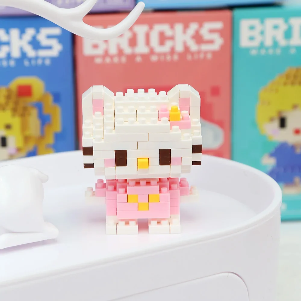 Disney Anime Hello Kitty My Melody Cinnamoroll Pompompurin Kuromi Friends Building Blocks Bricks Girl Children Kid Toy Gift Set