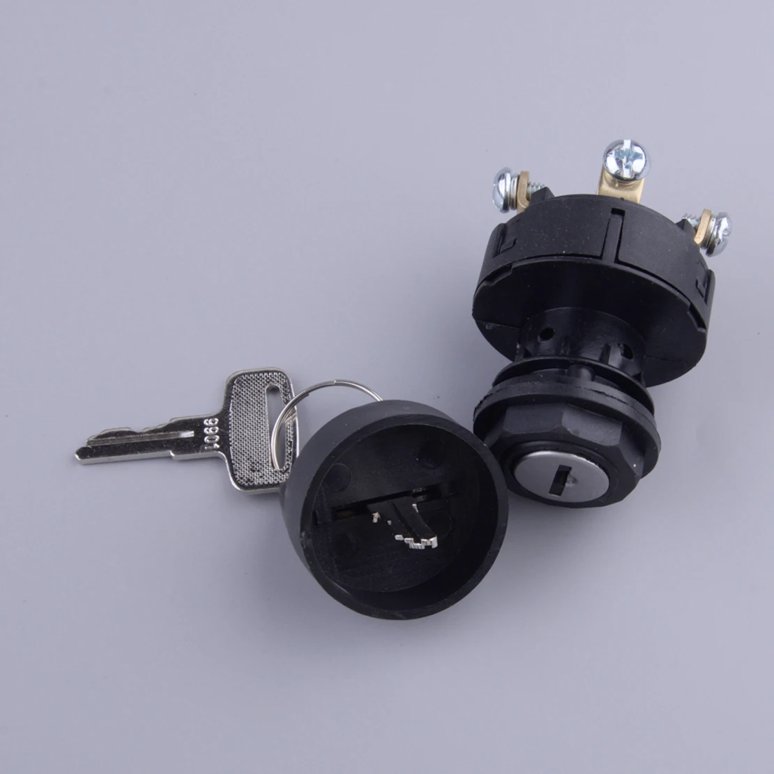 

4360469 Выключатель зажигания с винтами для ключей подходит для JLG9901 1930ES 1932RS 2030ES 2032E2 2032ES 260MRT 2630ES 2632E2 2632ES 2646E2