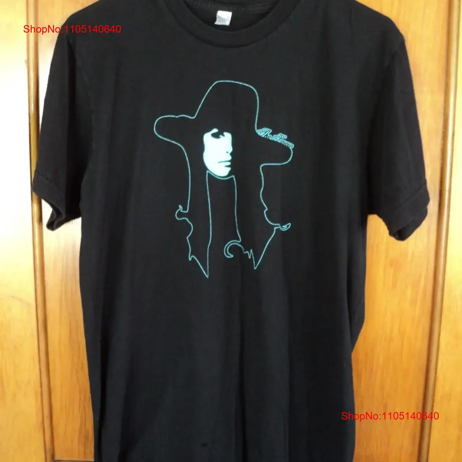 

Футболка The Knew Band, размер среднего размера, изношенная, поврежденная, винтажный стираный модный топ для повседневного ношения, универсальный, повседневный, слегка мягкий