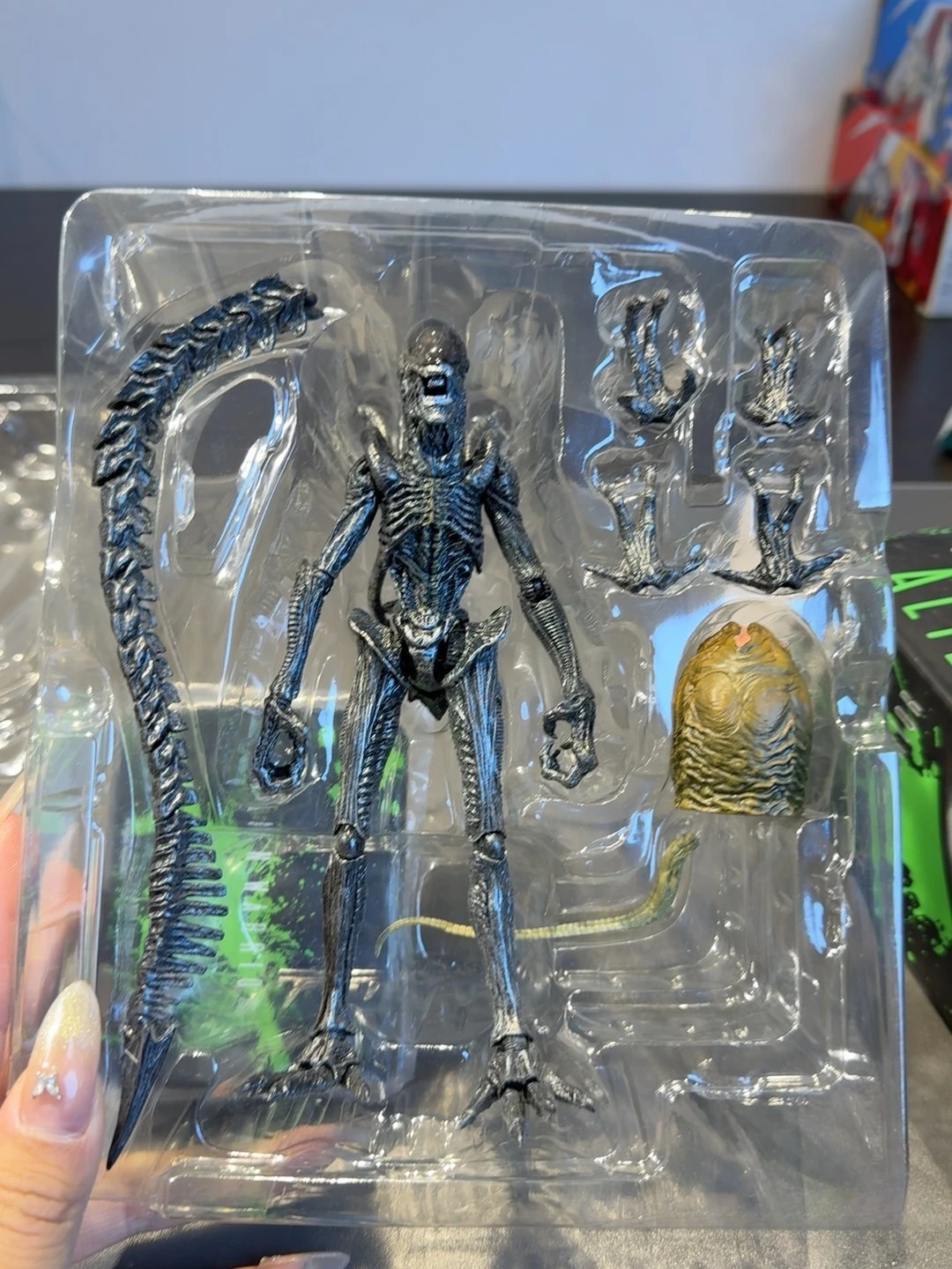 في الأوراق المالية! شخصية بانداي SHM Alien VS Predator 2 ALIEN Warrior.