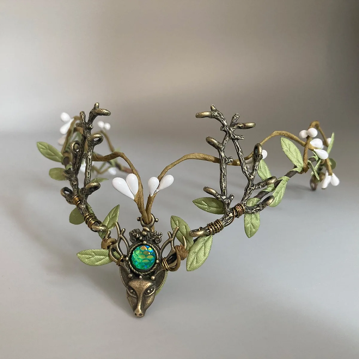 Handmade Forest Leaf Crown Elven Crown Elf Tiara Vine Headpiece Witch Women Girls Renaissance Halloween Cosplay Gothic Headband