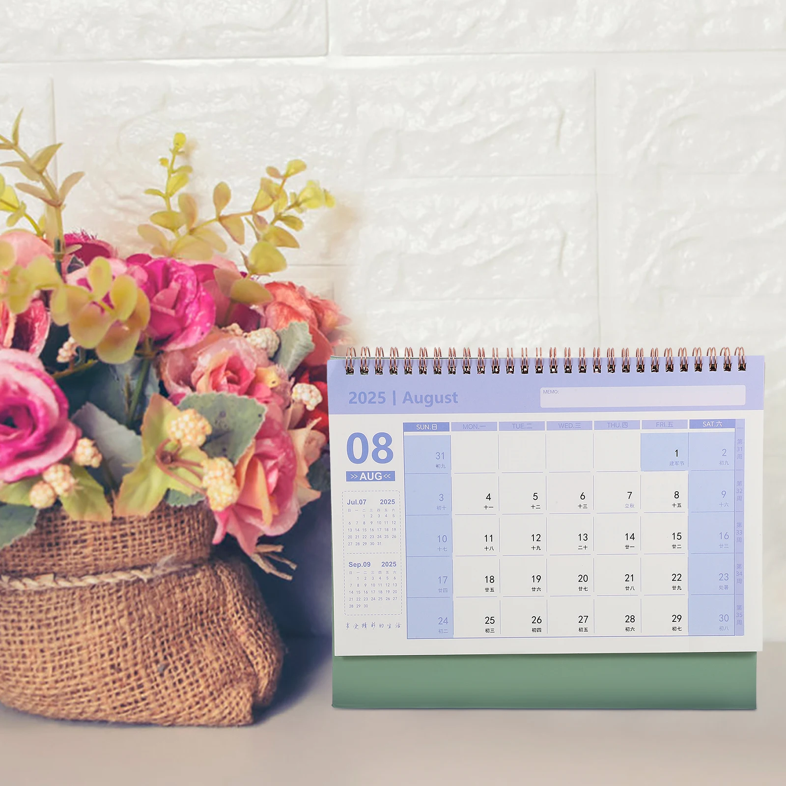 

Desk Calendar Gold Stamping Desktop Calendars for Women Notebook Decorative Month Table Decorations Green Office