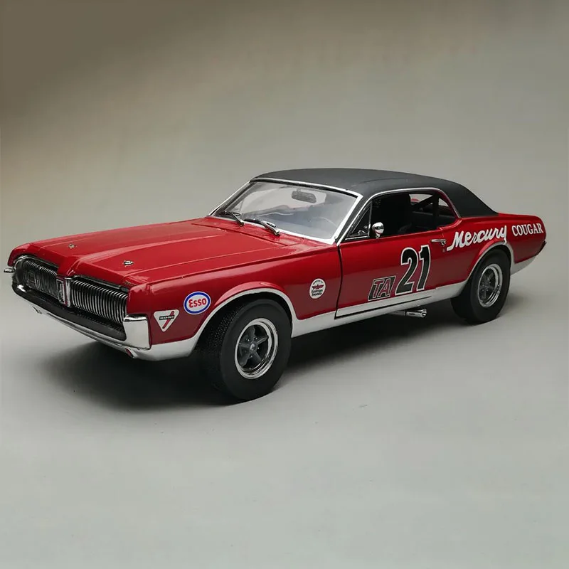 

SunStar 1/18 Scale 1967 MERCURY COUGA Racing Simulation Alloy Car Model Static Display Collectible Toy Gift Souvenir Decoration