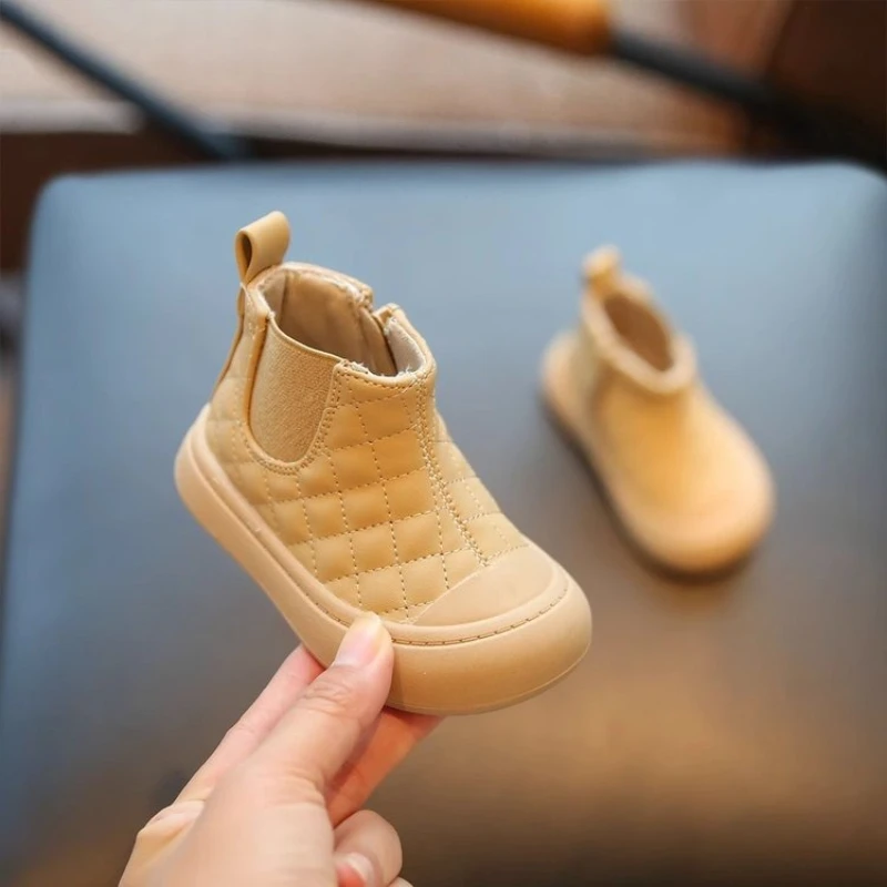 

2025 детские зимние зимние ботинки, уличные теплые модные бежевые ботильоны для девочек, лоскутные универсальные детские повседневные хлопковые ботинки для мальчиков