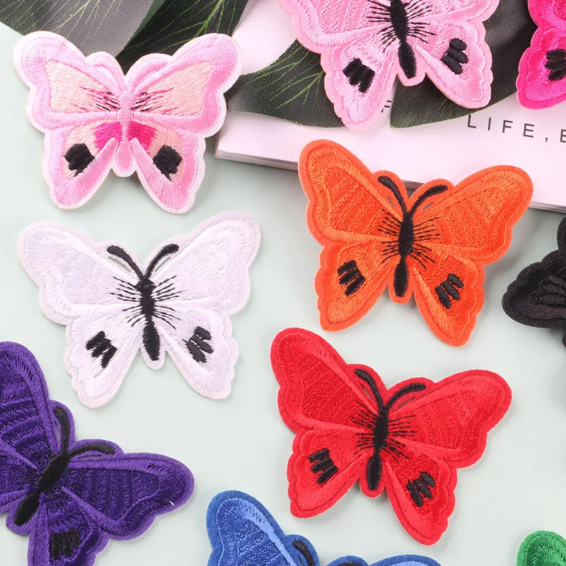 12 pezzi lotto toppe a farfalla per abbigliamento giacca Mochila Pack carino ferro ricamato su bambini ragazze Appliques per cucire Parches fai da te