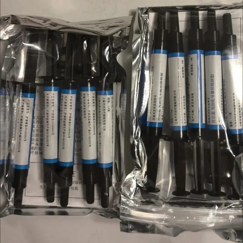 

2Bags Dentistry Gum Protective Agent 1.2g/Pc Rubber Barrier Gap Closed Oral Cavity Whitening Nursing Repair Material Tools