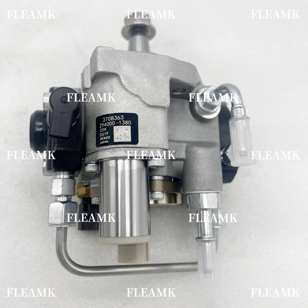 High Quality Diesel Common Rail Fuel Injection Pump 294000-1380 3708363