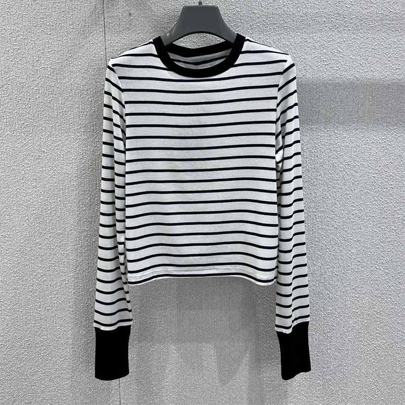 

Высококачественная классическая женская рубашка с короткими рукавами и длинными рукавами в черно-белую полоску с надписью 25101373