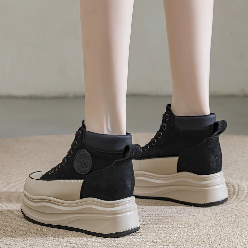 8 سنتيمتر منصة أحذية رياضية للنساء عالية أعلى أحذية إسفين كعب حذاء من الجلد النساء حذاء كاجوال أحذية رياضية سوداء أحذية مشي
