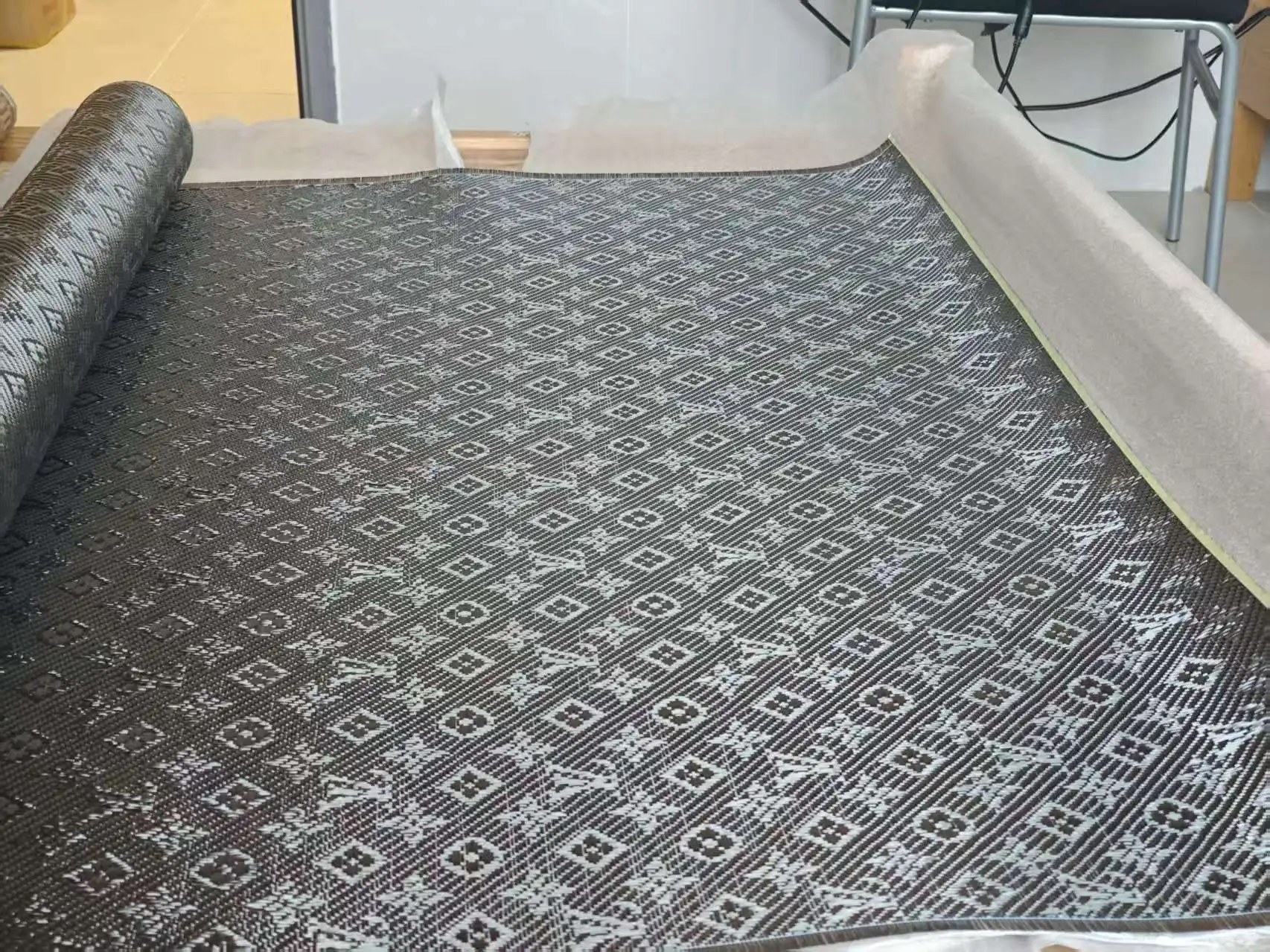 

Геометрический узор 3K 240 г, жаккардовая ткань из настоящего углеродного волокна, ткань шириной 1 м * 0,5 м/1 м * 0,3 м, шт.