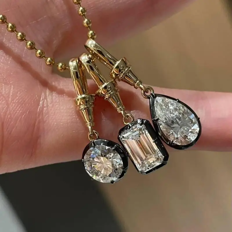 Damen-Halskette mit geometrischem weißem Zirkon-Anhänger, Perlenkette, goldfarben plattierter Edelstahl, einfacher Alltagsschmuck, Geschenk – Detail 4