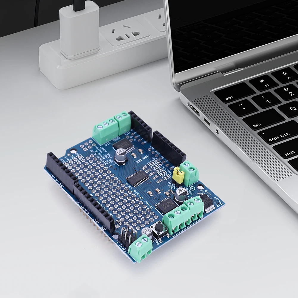 PWM Servo Driver Board Shield V2 DC Stepper Motor Module Board TB6612 IIC I2C for Arduino Robot Mega R3