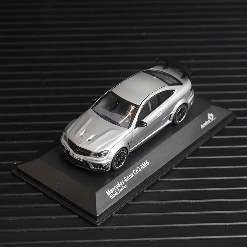 1:43 Scale C63 AMG 2011 Alloy Car Model Decoration Collection Ornaments