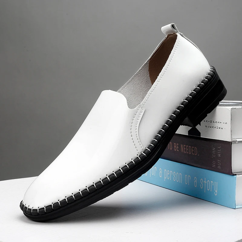 Korean Style Men's Patent Leather Loafers Breathable Slip On Moccasins British Casual Lazy Shoes Summer Versatile Dress Shoes