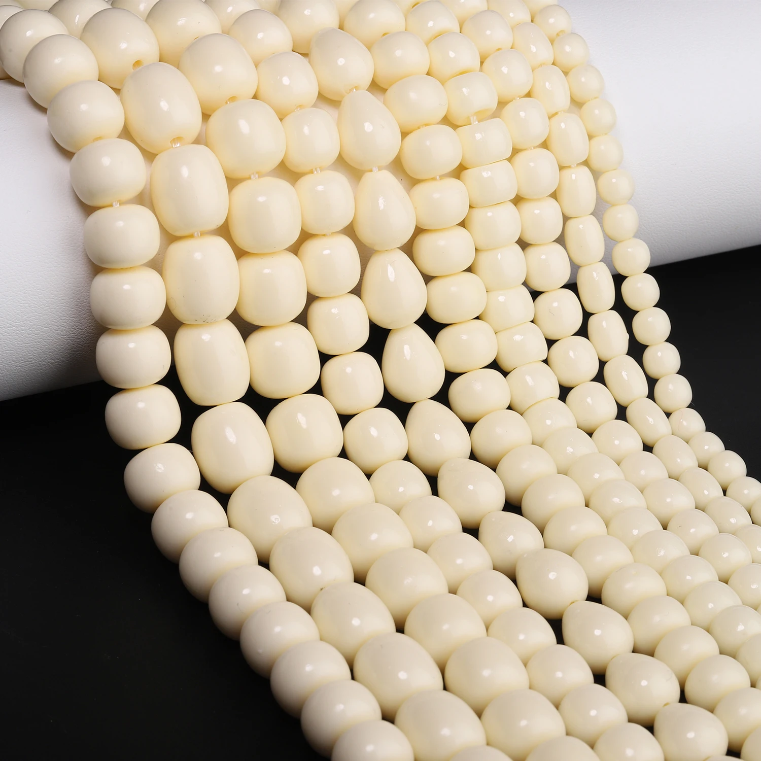 Exquisite Off White Patterned Smooth Shell Beads Shell Powder Loose Spacer Beads for DIY Pendant Necklace Earring Jewelry Making