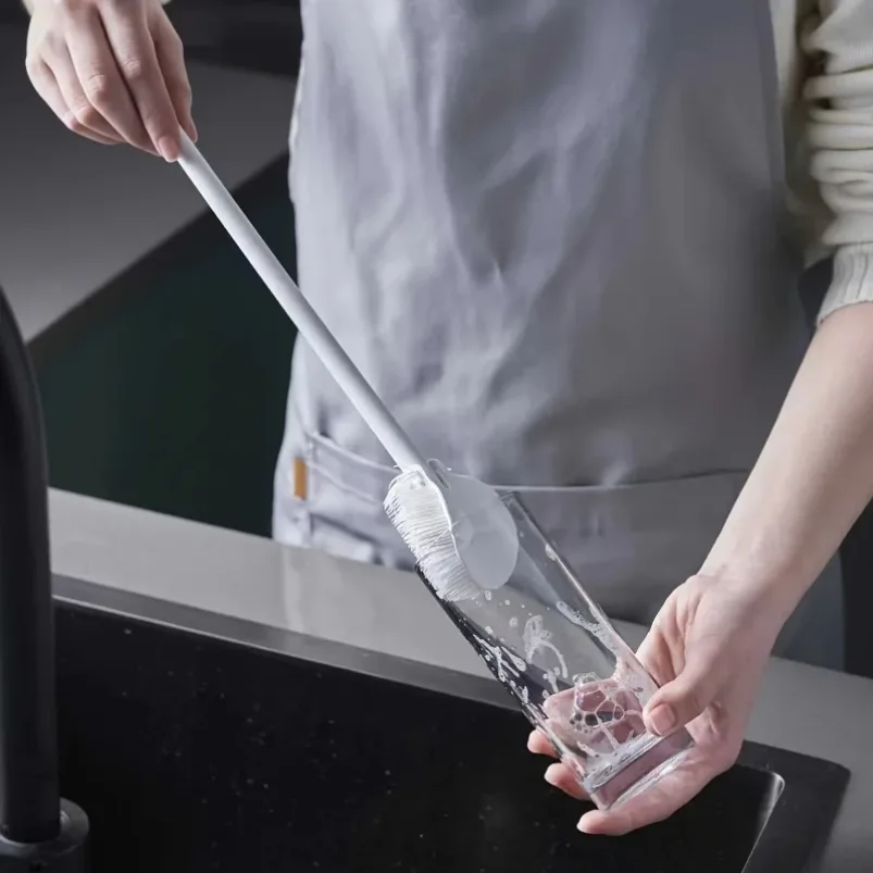 

Foldable 360 degree comprehensive cleaning silicone brush with long handle design, reusable for bottles and cups