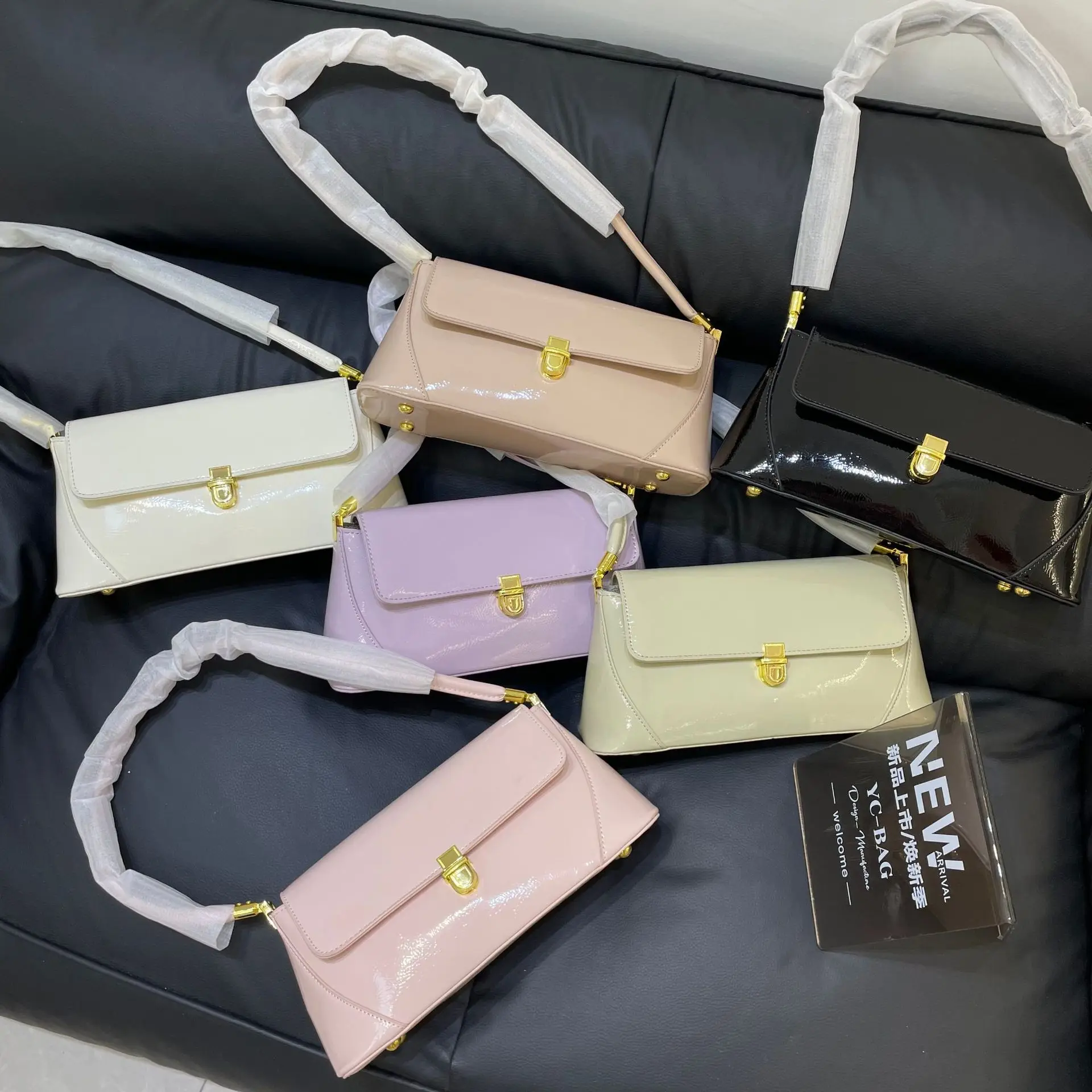 

New Lacquer Leather Underarm Bag Versatile Fashion One Shoulder Square Bag Autumn Winter New Daily Style Glossy PU Handheld Bag