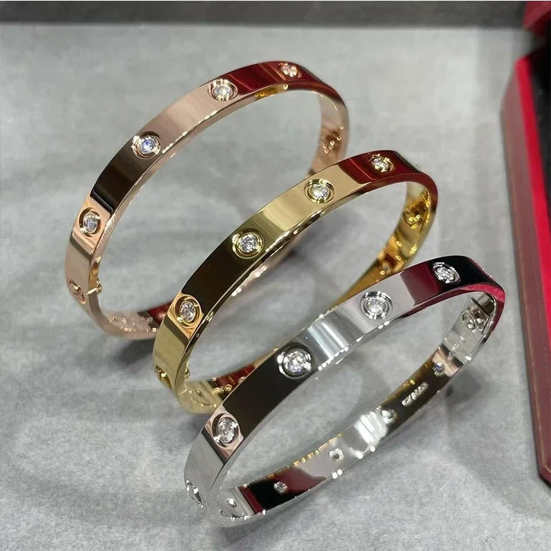 AAA High-end New European and Amrican Popular Nail Bracelet Personality Fashion Screw Full Diamond Bullet Bracelet