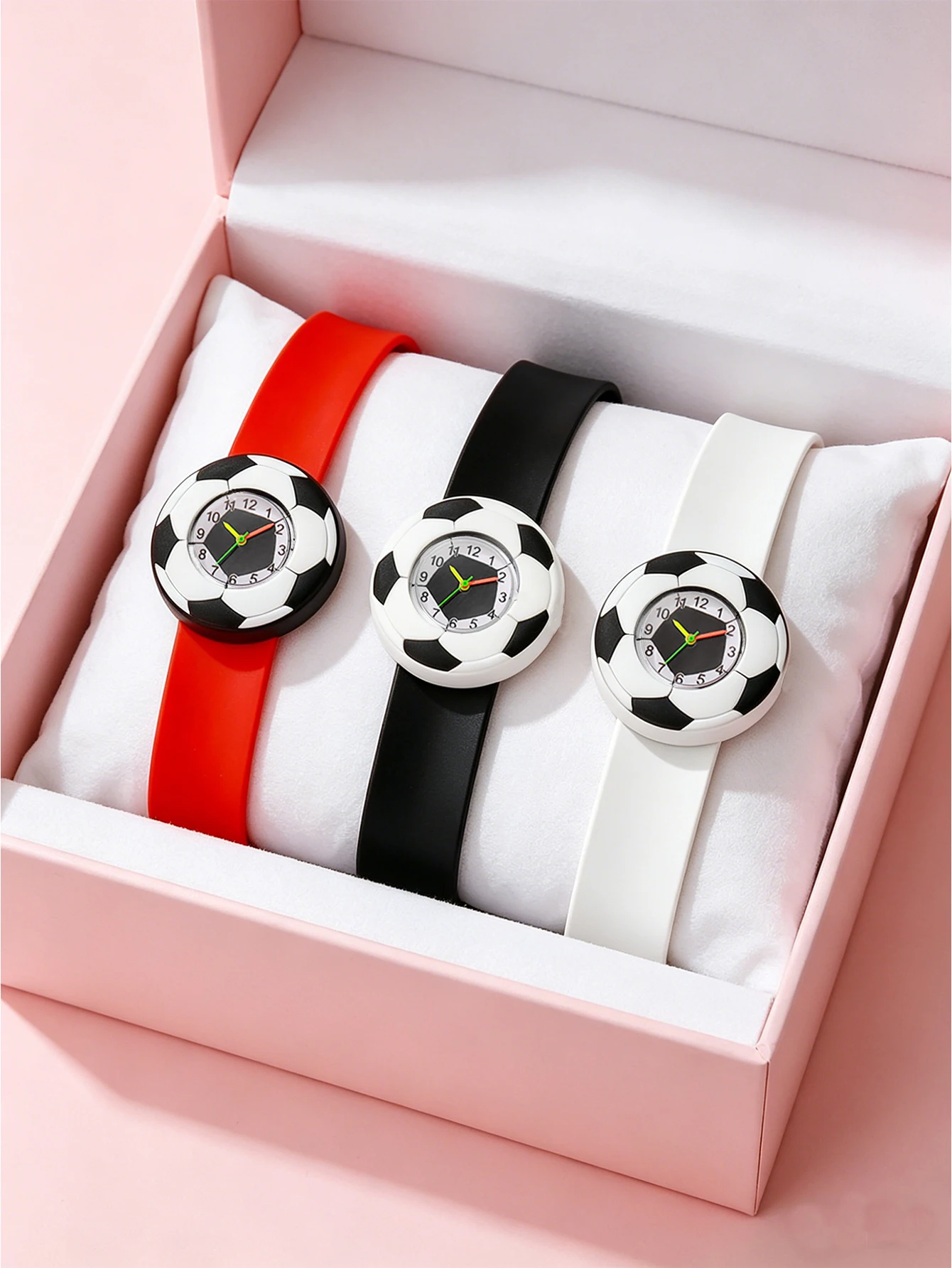 

3Pcs/Set Football Kids Watch 3D Cartoon Slap Bracelet Wristwatch Silicone Quartz Clock for Boys Children Birthday Gift Toy Watch