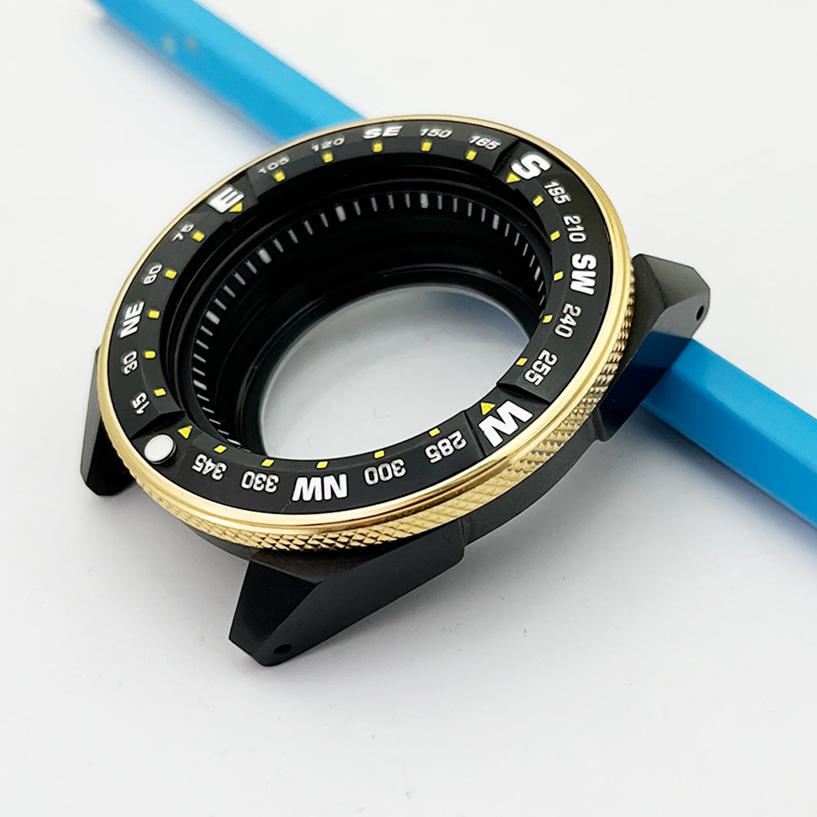 Black NH35 Case Samurai Case Gold Bezel Stainless Steel Solid Strap Sapphire Mirror Watch Case