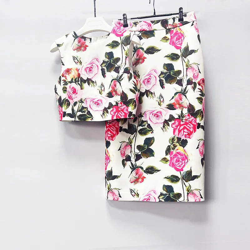 

2026 White Mini Top And Long Skirts With Roses Print Milan Runway Women's 2 Pieces Sets 61103