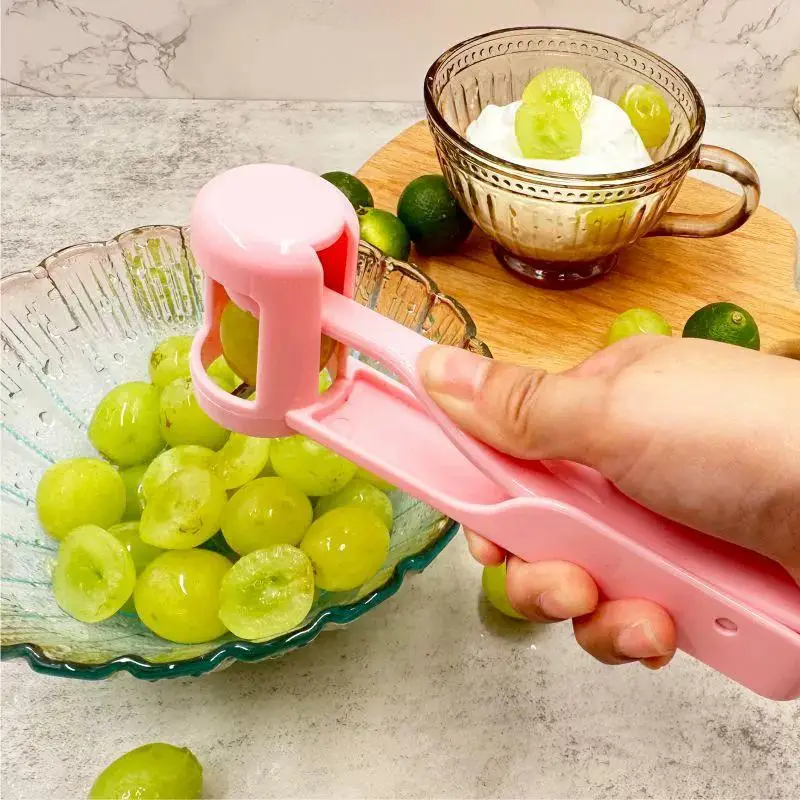 Kids Grape Cutter Slicer - Fun Sandwich Maker for Toddlers Cherry Tomato Strawberry Cutter Kitchen Gadget for Children's Lunch A