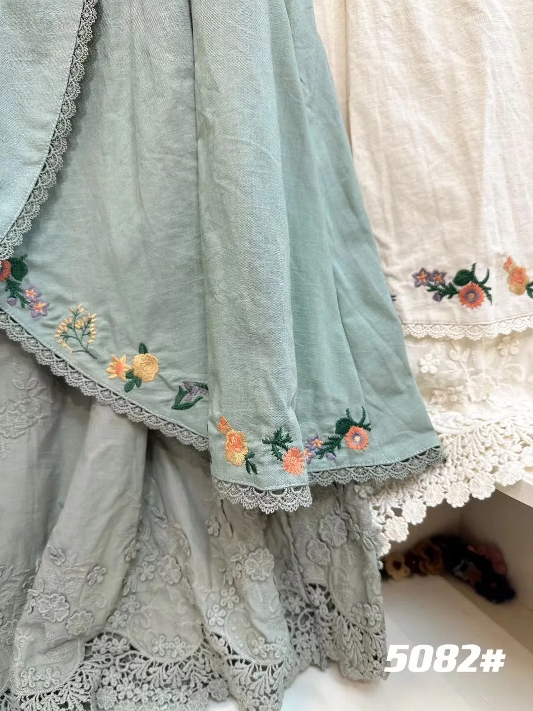 تنورة حلوة يابانية Sle f بطبقة مزدوجة مطرزة بطانة قطنية ثقيلة مادة الكتان مرقعة على شكل حرف a تنورة طويلة