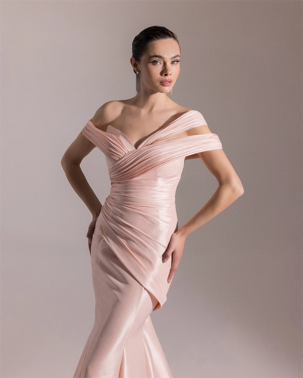 

Customized Mermaid Pink Satin Evening Dresses Exquisite Off the Shoulder Celebrity Gowns Fashion Court Train Vestido De Festa