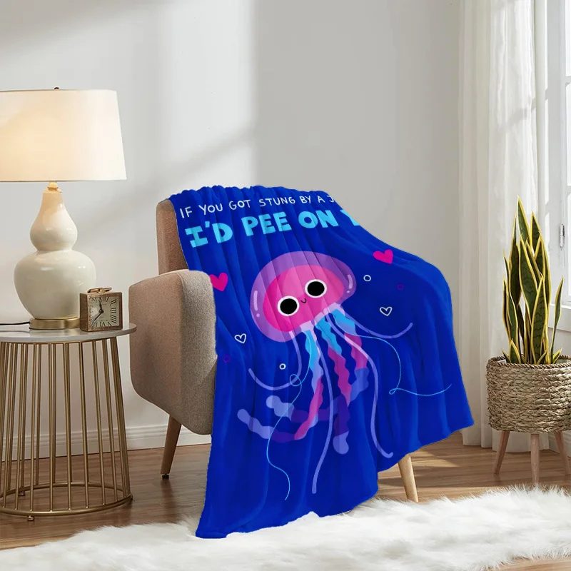 A Beautiful Jellyfish Patterned Flannel Blanket, Lightweight And Soft, Perfect As a Gift Blanket for Family And Friends. Ideal f