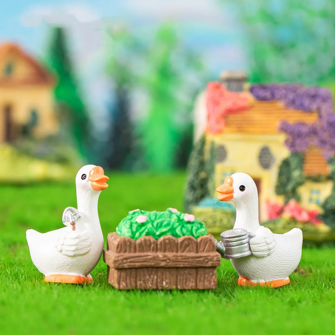 Figurines Miniature Cartoon Lovely Goose Micro Landscape Ornaments For Home Decoration Bedroom Decor For Room Desk Accessories