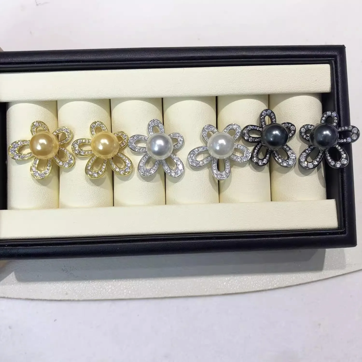 

MeiBaPJ 9mm Natural Nearround Pearls Fashion Flower Stud Earrings Fine Wedding Jewelry for Women