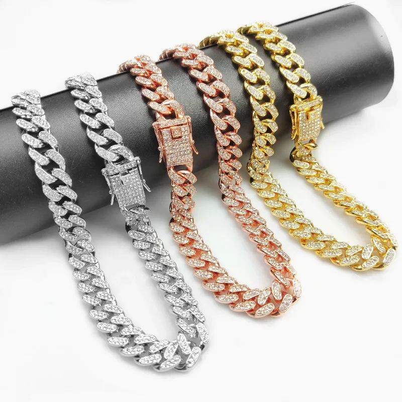 Dog Chain Diamond Cuban Collar Walking Metal Chain Collar with Design Secure Buckle, Pet Cat Cuban Collar Jewelry Accessories