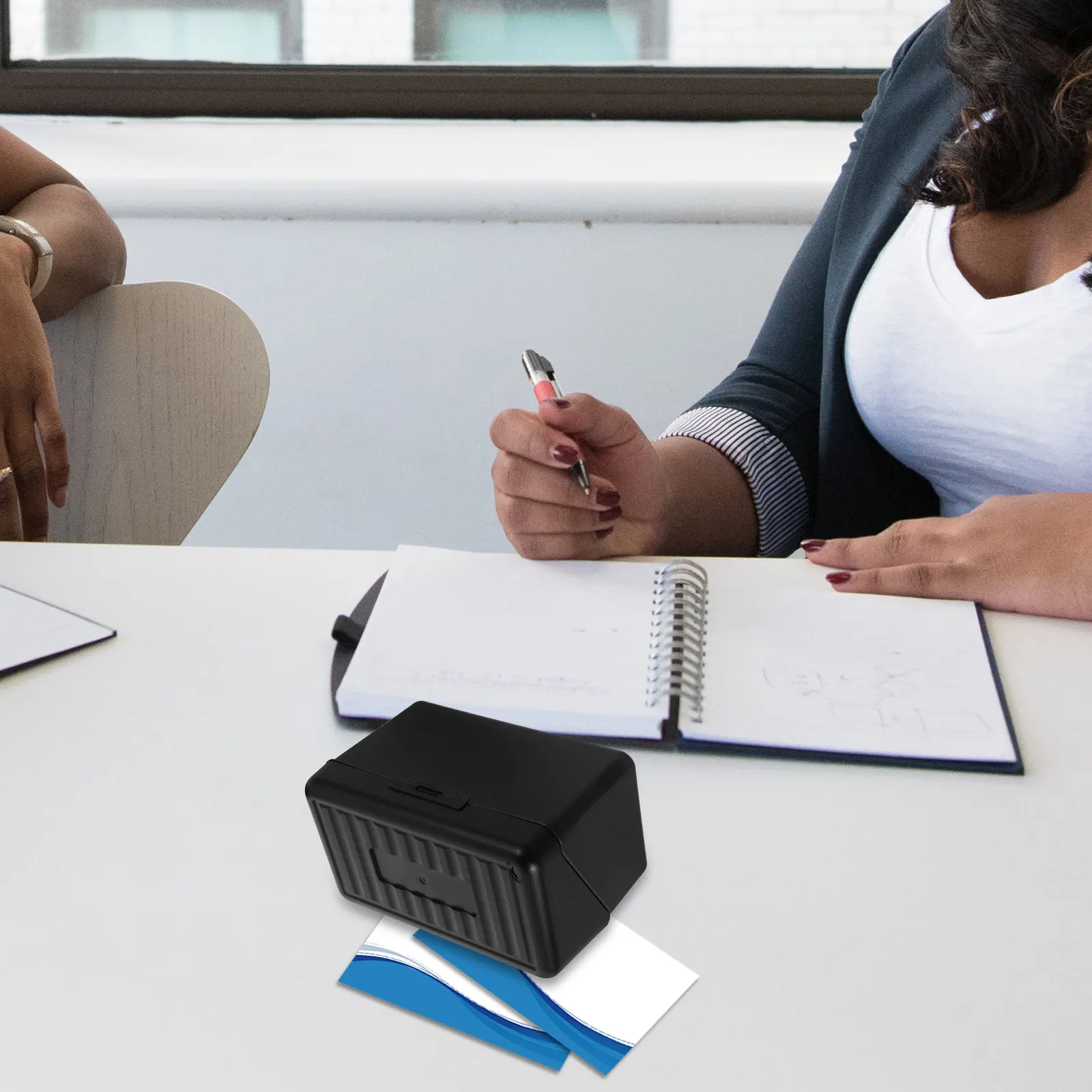 Business Cards Holder Functional Flip Open Design Secure Business Card Organizer Compact Card Storage Display Cards Holder