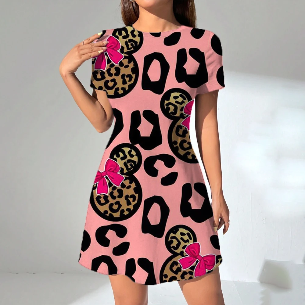 ผู้หญิงฤดูร้อนสบายๆ Disney Mickey Mouse พิมพ์หลวมคอกลมขนาดใหญ่แขนสั้นเสื้อยืดชุด