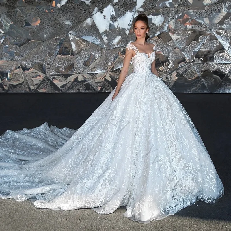 Customized Embroidered Lace Sleeveless Wedding Dress Temperament Sweetheart Appliques Royal Train Bridal Gown Princess Dresses