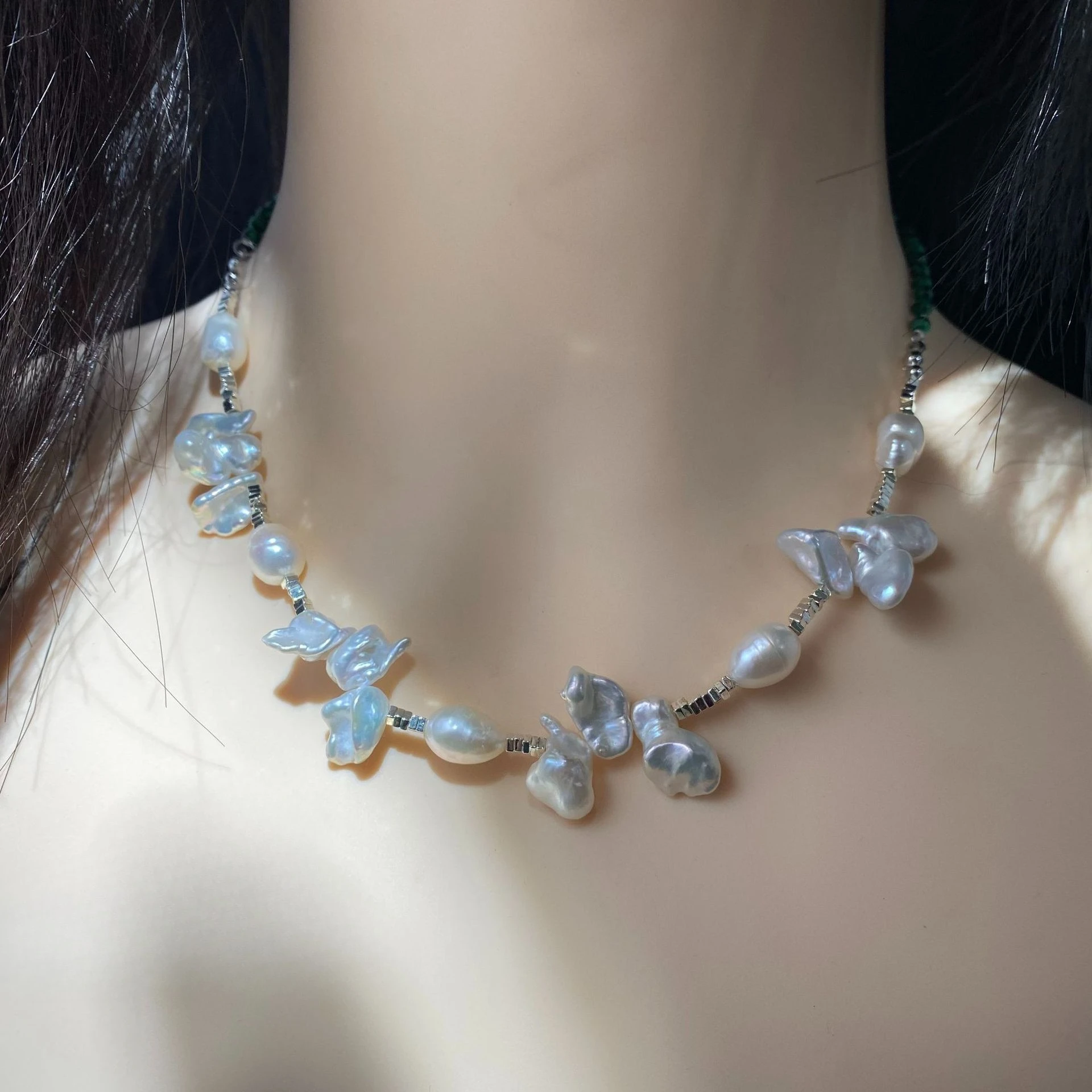 

Natural freshwater pearl petals special-shaped malachite necklace neck chain super fairy variety of ways to wear