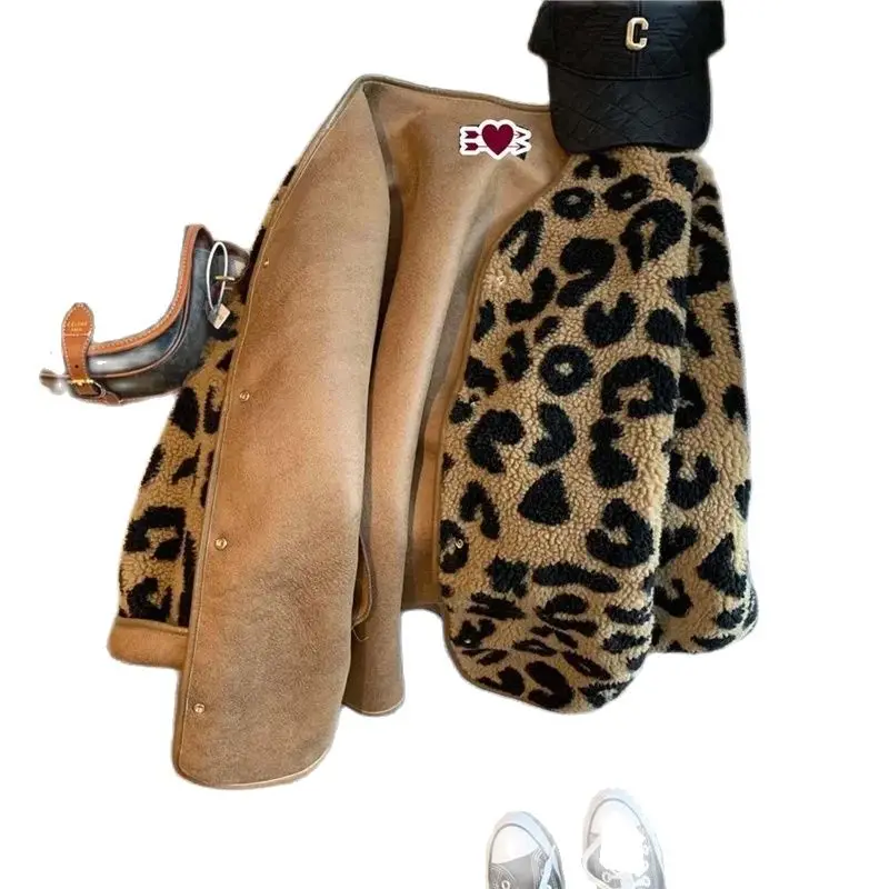 Autunno Inverno Breve Giubbotti Lmitation Cappotto di Pelliccia Delle Donne 2024 di Nuovo Modo Allentato Giacca Casual Stampa Leopardo Bottone Della