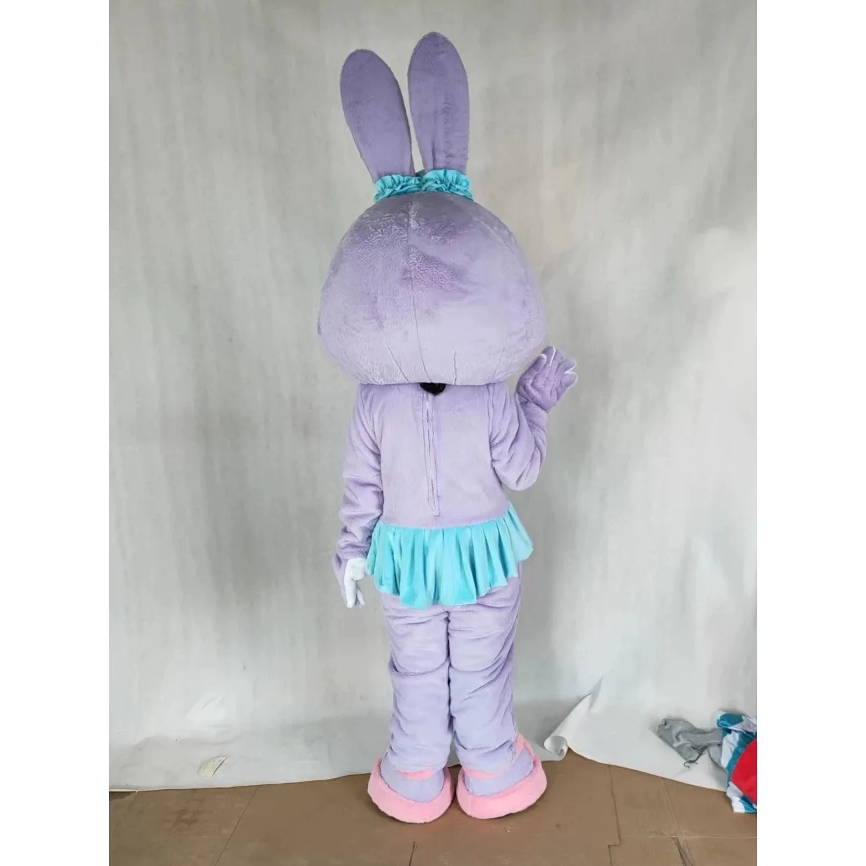 

rabbit Mascot Costume Cartoon Adult Purple Rabbit Cosplay Suits Party Christmas Halloween Carnival Performance Outfit