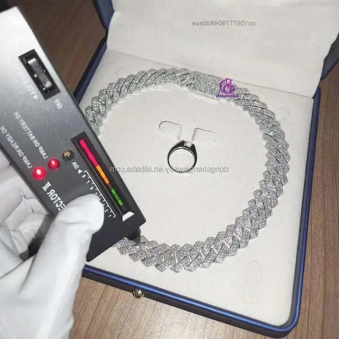 

Fo Men Women Hip Hop Jewelry 18mm Cuban Chain Iced Out Moissanite Cuban Link Chain Necklace Diamond Cuban Chain
