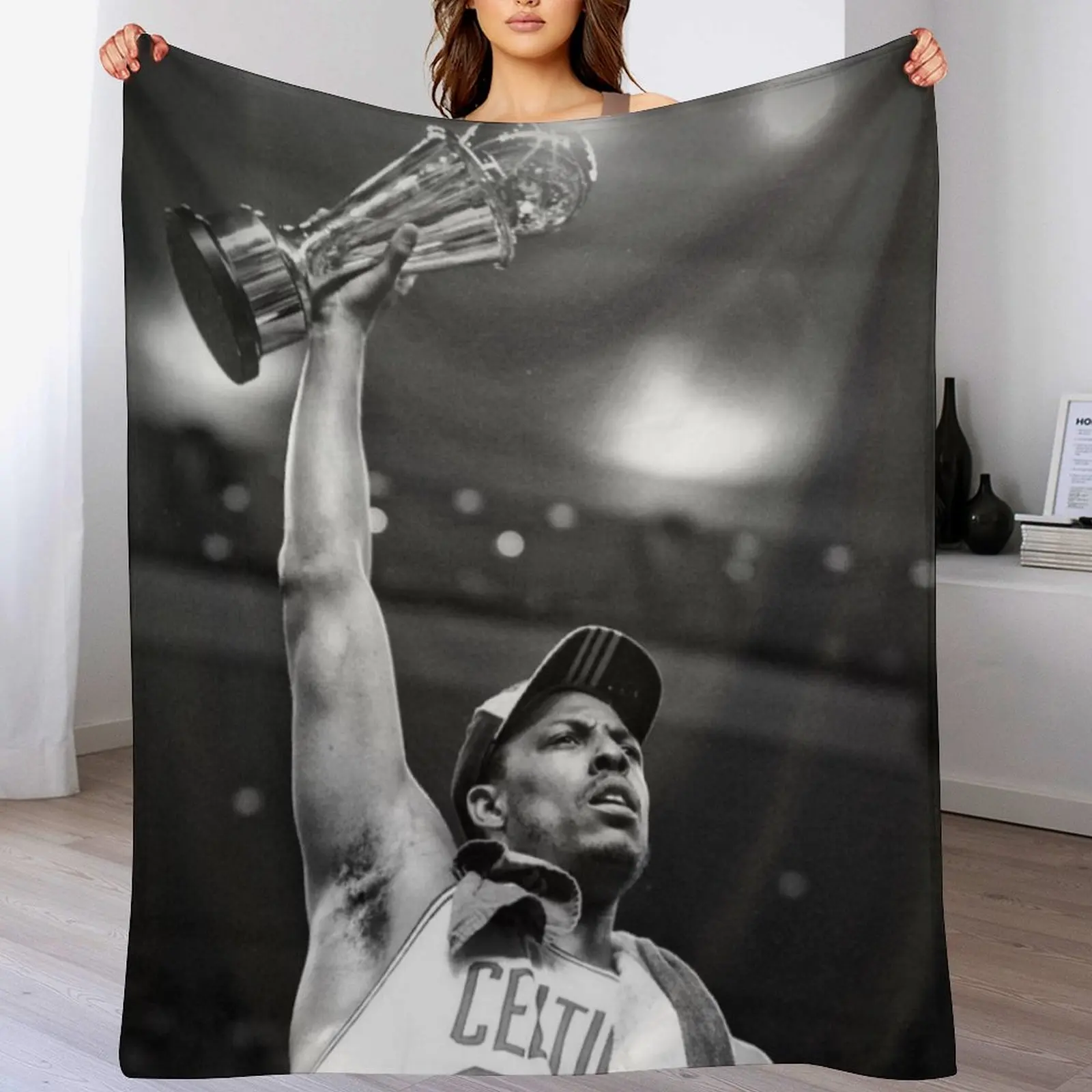 

Paul Pierce - Finas MVP - Black / White Throw Blanket Sofas Luxury Throw Plaid Thermals For Travel Blankets
