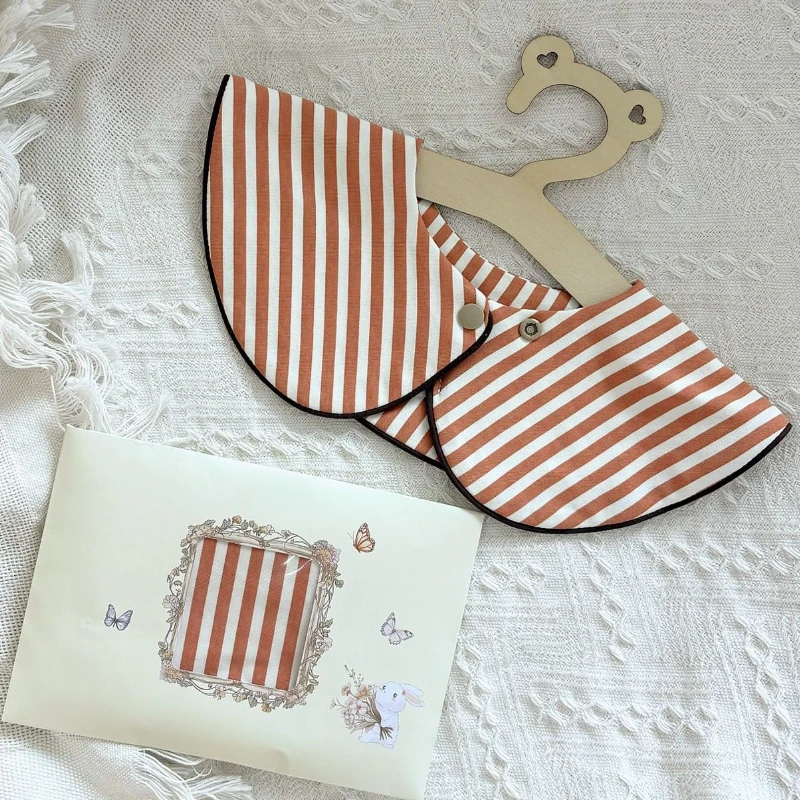

Pure Cotton Baby Saliva Towel Children's Supplies for Boys and Girls Newborn Bibs High-value Piping Style