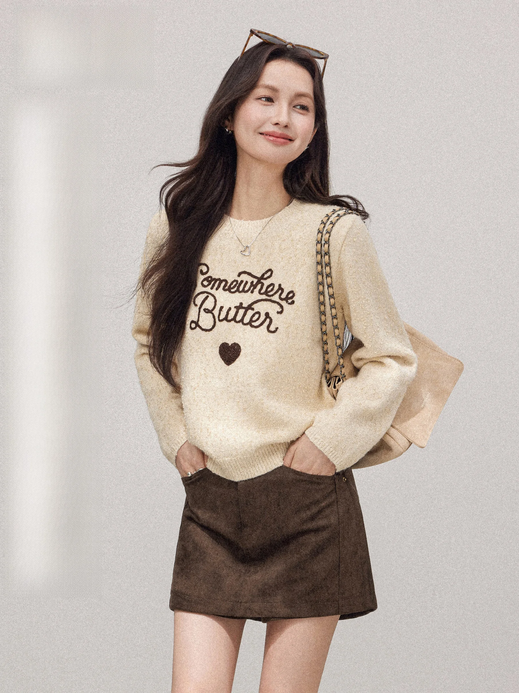 

Мягкий уютный женский вязаный свитер с вышивкой в виде букв и сердец, повседневный, с длинными рукавами, зимний, модный, в корейском стиле, для отдыха