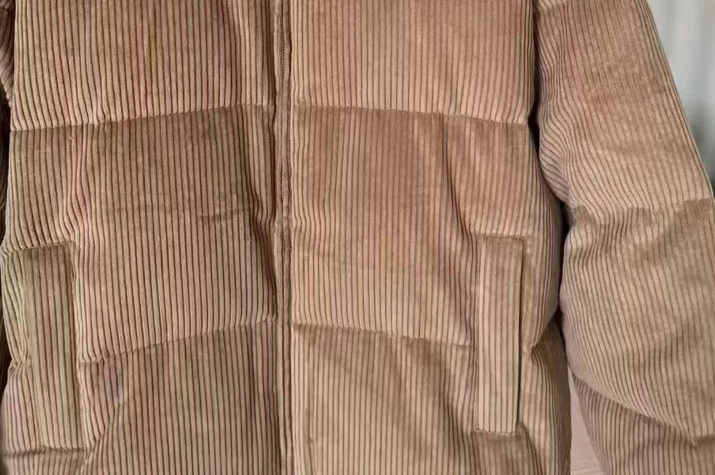 الخريف والشتاء جديد عارضة التطريز المتناقضة الجلود طوق المألوف جيب الرباط سترة الملابس النسائية